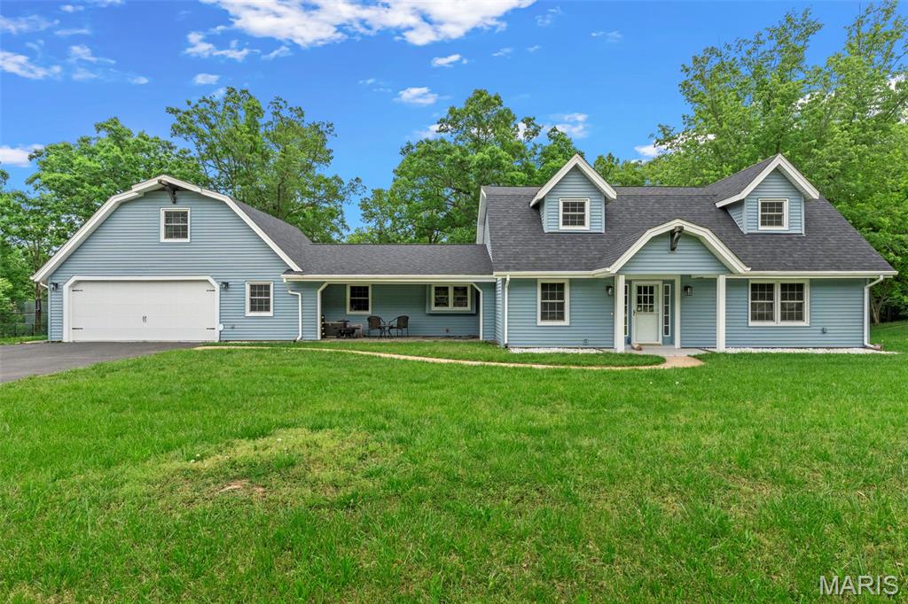 Briar Wood Manor - Residential