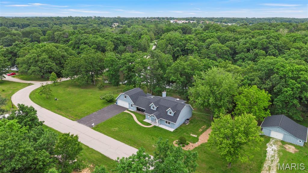 Briar Wood Manor - Residential