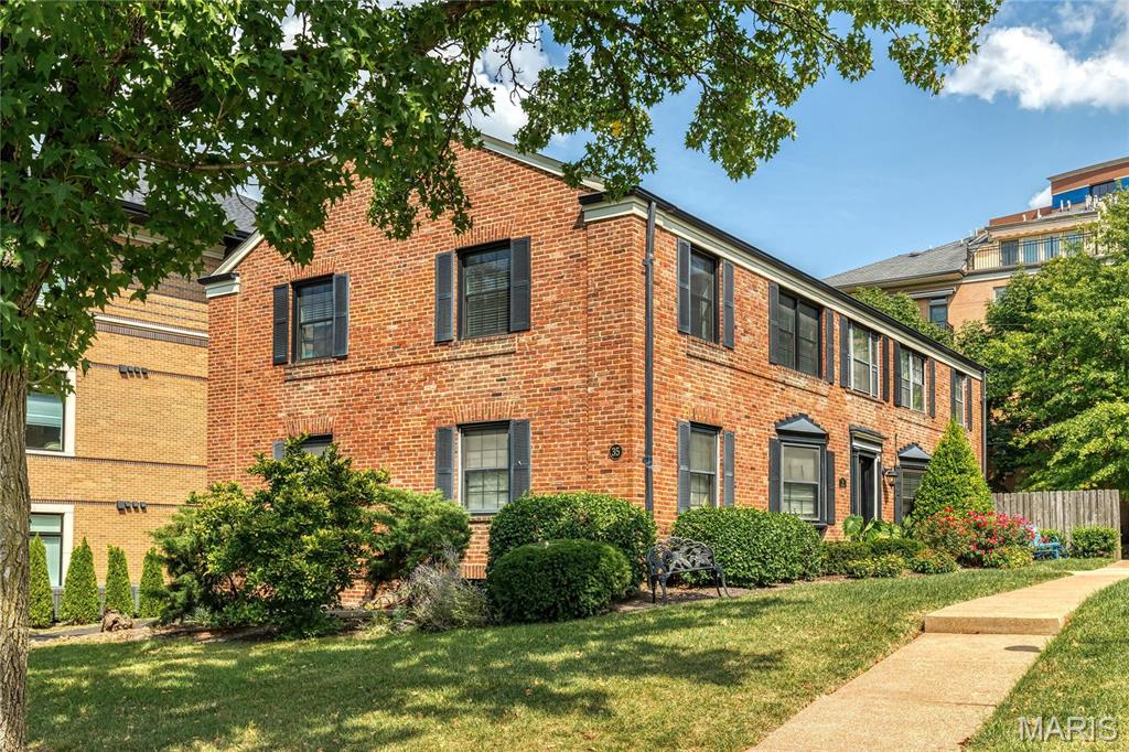 Live steps from everything Clayton has to offer in this beautifully renovated first-floor end-unit condo. Filled with natural light from windows on three sides, including a large bay window, this home offers an open, airy feel rarely found in condo living. The fully updated interior features a brand-new kitchen with quartz countertops, custom cabinetry, and stainless steel appliances, along with a completely renovated bathroom and new wood-style flooring throughout. Enjoy the convenience of your own washer and dryer, abundant storage, and a reserved parking space directly behind the unit. Located in a quiet, intimate building just one block from Shaw Park and a short walk to downtown Clayton, Straub’s, and local dining. Owner covers water, sewer, trash, and condo fees—tenant only pays electric. Minimum two-year lease.