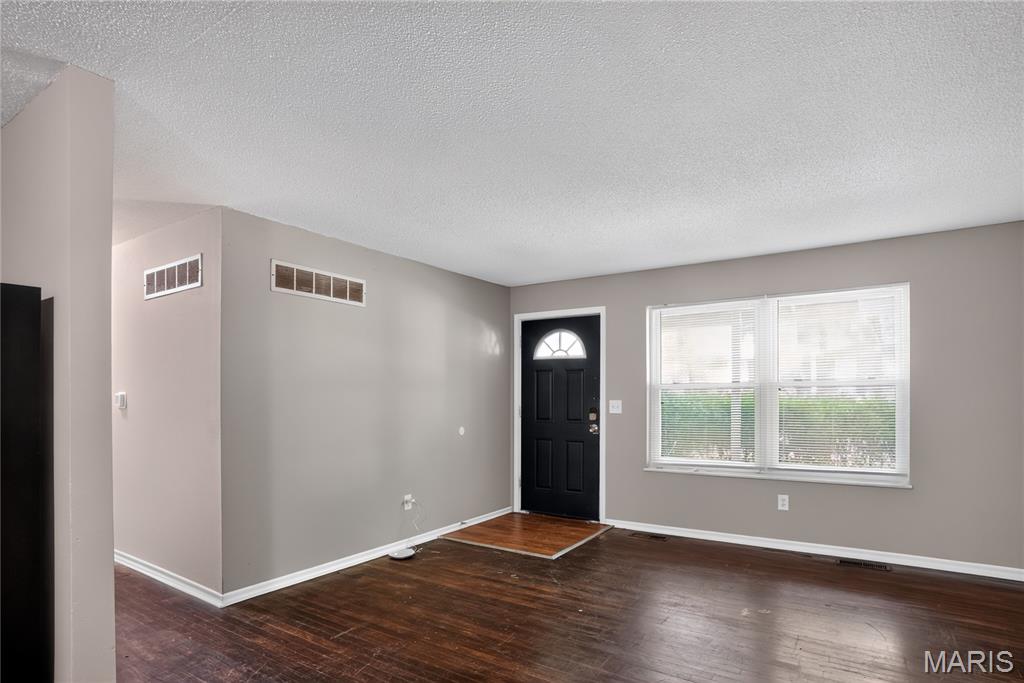Larimore Plaza 2 2 - Residential