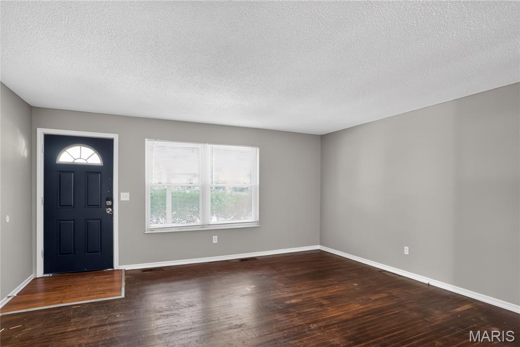 Larimore Plaza 2 2 - Residential