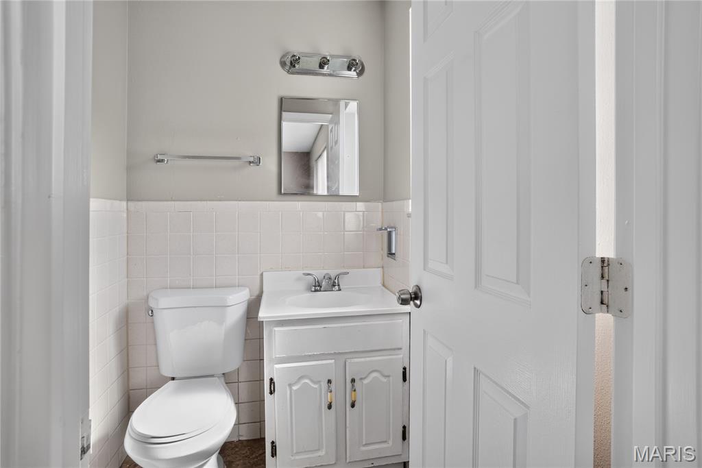 Larimore Plaza 2 2 - Residential