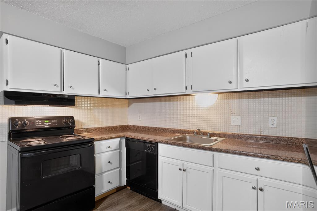 Larimore Plaza 2 2 - Residential