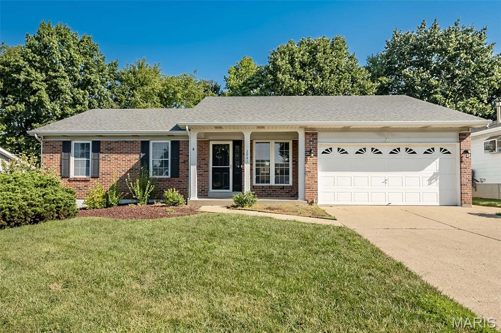 Three Bedroom, Two Bath Ranch home in Francis Howell North School District.  Updated Kitchen with Stainless Steel Appliances.  Updated Bathrooms.  Large Sunroom Addition in the back.  May consider a pet. Unfinished Basement.  Refrigerator, Washer and Dryer can stay for tenant use.