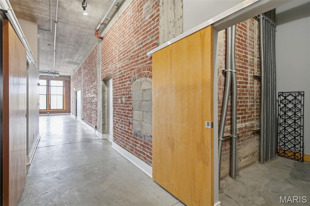 Windows Lofts - Residential