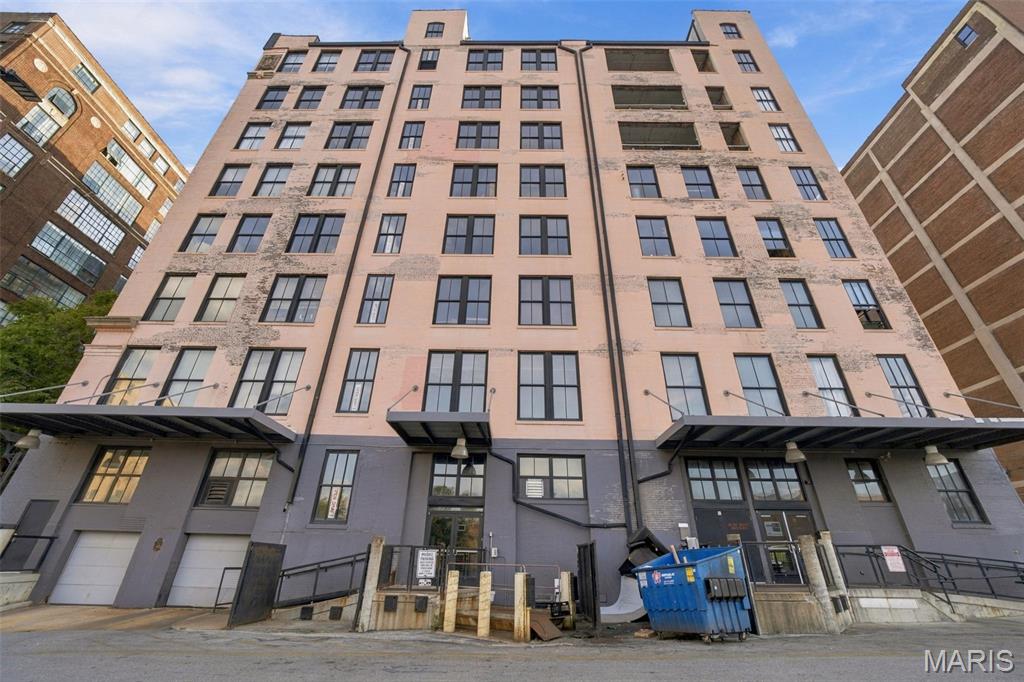 Windows Lofts - Residential