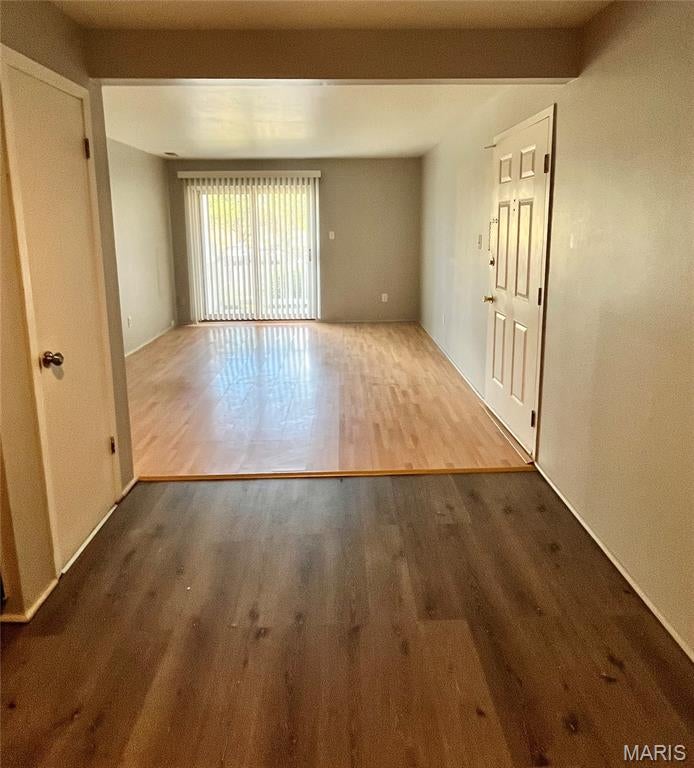 Radcliff Condo - Residential