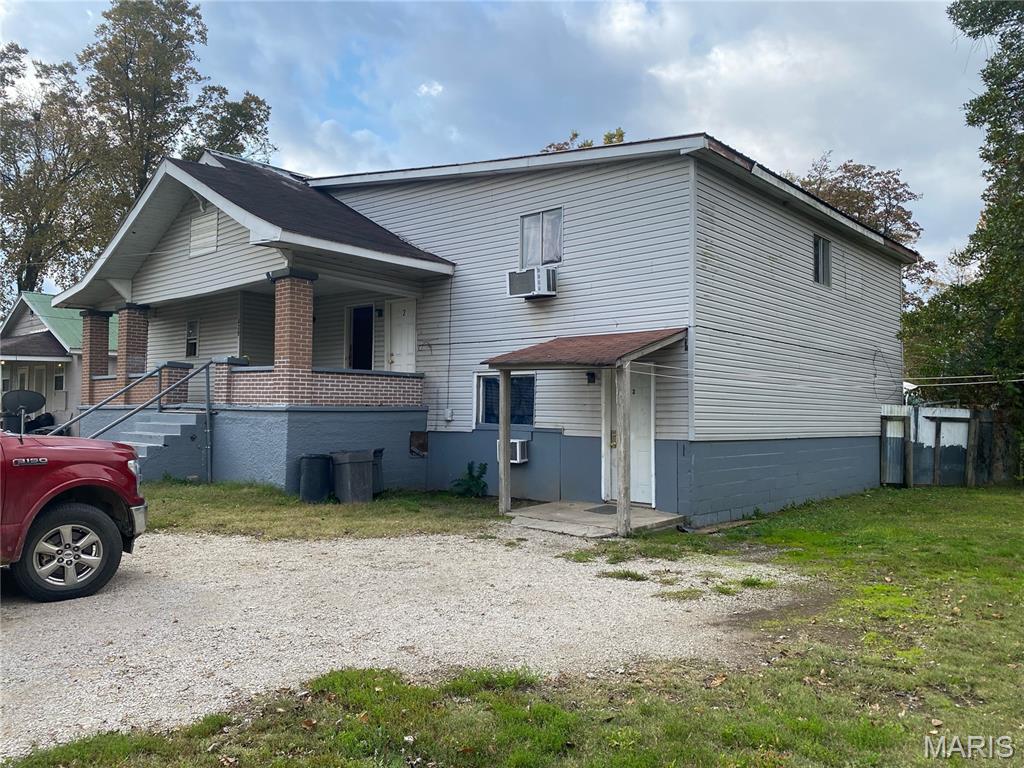 Investment Opportunity – 4-Plex Near Ray Clinton Park & Black River! Don’t miss this fantastic income-producing property! This 4-unit multifamily complex offers a solid investment with 3 of the 4 units currently rented, providing immediate cash flow. The property backs directly up to Ray Clinton Park and the beautiful Black River, giving tenants scenic surroundings and a peaceful atmosphere. Each unit offers comfortable living spaces with solid rental history, making this a turn-key addition to your portfolio. The additional adjacent lot provides even more potential—perfect for future expansion, additional units, or recreational space to increase value. Whether you’re an investor looking to grow your rental portfolio or a developer seeking a property with room to expand, this one checks all the boxes. Key Features: 4-plex with 3 units currently rented Backs up to Ray Clinton Park & Black River Adjacent lot included for expansion or development Strong rental history and income potential Great location near recreation and amenities Schedule a showing today and see the potential for yourself!