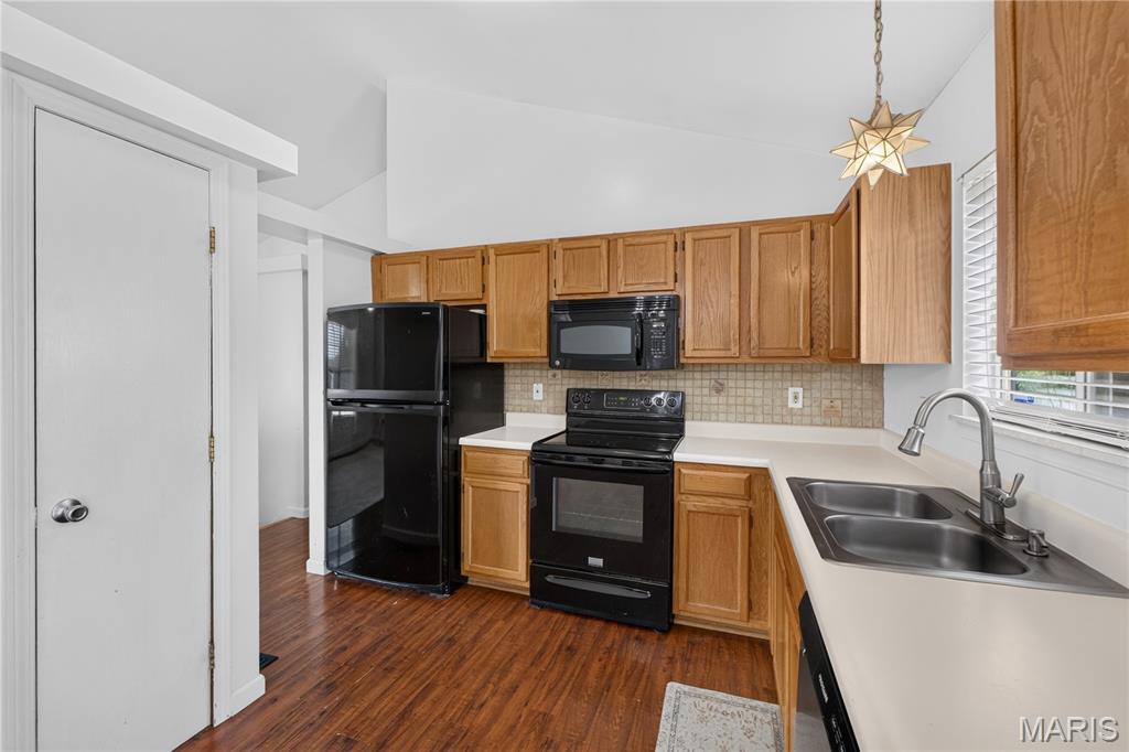Bayfield Estate #10 - Residential