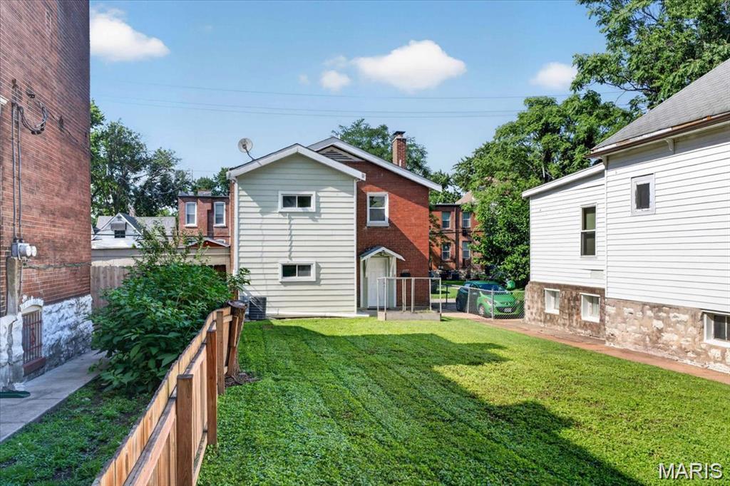 Oak Hill Improv - Residential Lease