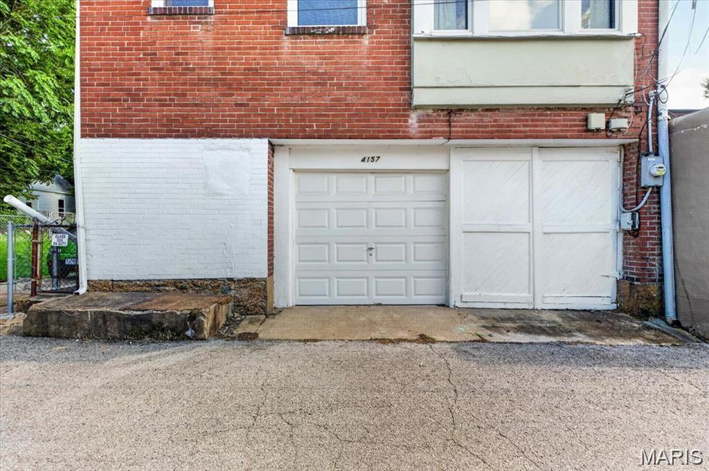 Oak Hill Improv - Residential Lease