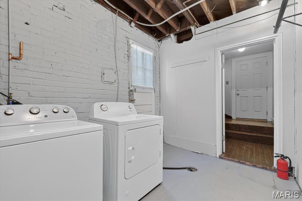 Oak Hill Improv - Residential Lease