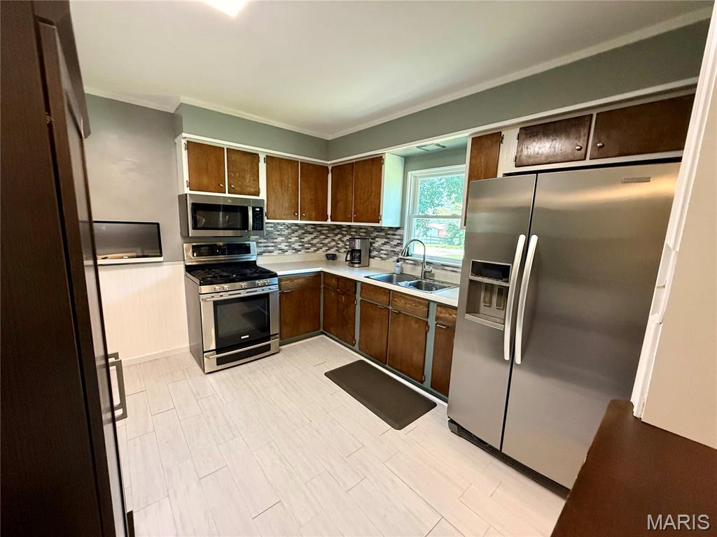 Hillview Place - Residential