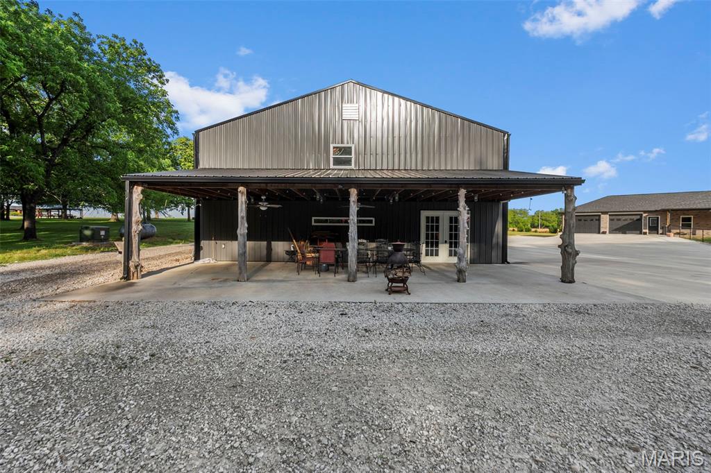 Unknown - Commercial Sale