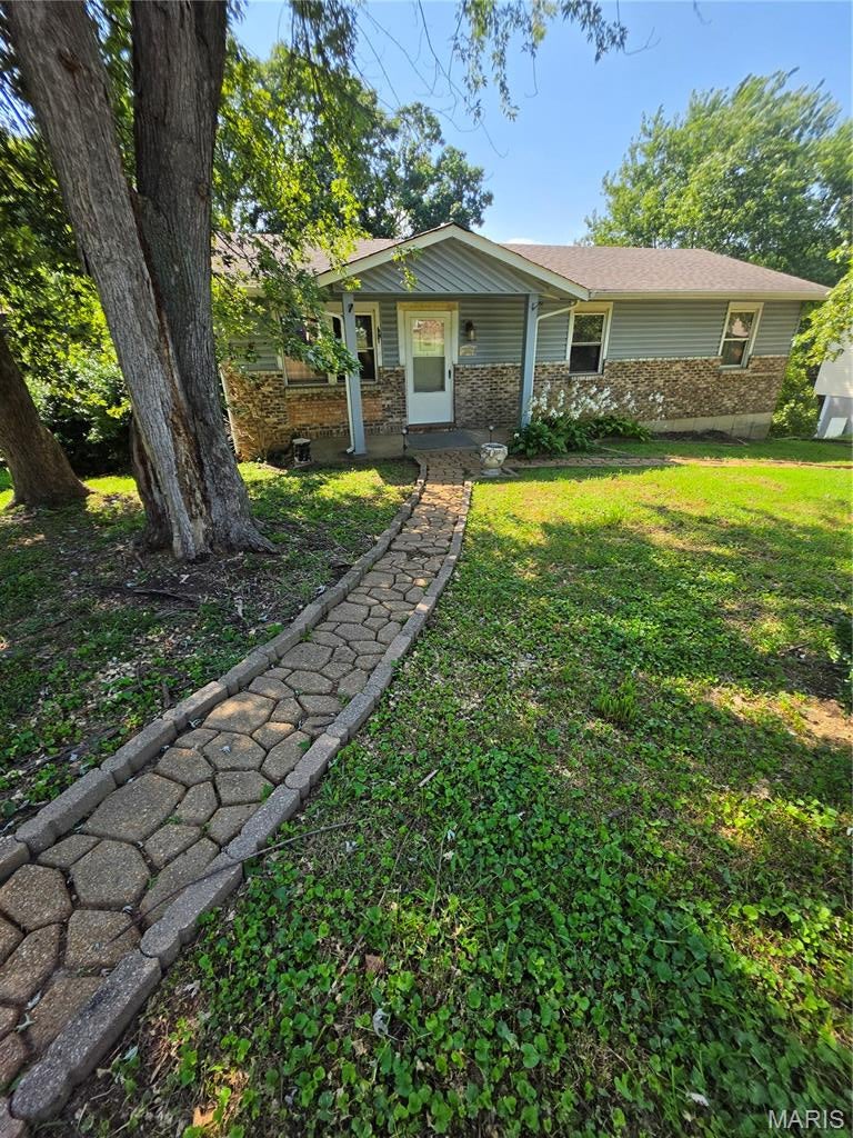 Cozy 3-Bedroom Home with Spacious Lower Level & Fenced Outdoor Space

Welcome to this cozy 3-bedroom, 2-full-bath home in Arnold, Missouri, offering comfortable living spaces and plenty of potential. The open-concept main level features a kitchen, dining area, and living room, creating a warm and inviting space for everyday living and entertaining.

The finished lower level provides additional living space and includes a convenient laundry room. A concrete driveway leads to the attached 2-car garage, which also offers additional storage space.

Outside, the property includes an additional fenced area that offers an opportunity to create a great space for dogs to run and exercise, or to customize for your own outdoor needs. With a little cleanup and imagination, this area has plenty of potential.

Conveniently located near shopping and everyday amenities, this home is a great opportunity for buyers looking for a comfortable home with room to make it their own. Cozy, functional, and full of potential—come see what 3887 Stone Ridge Court has to offer!