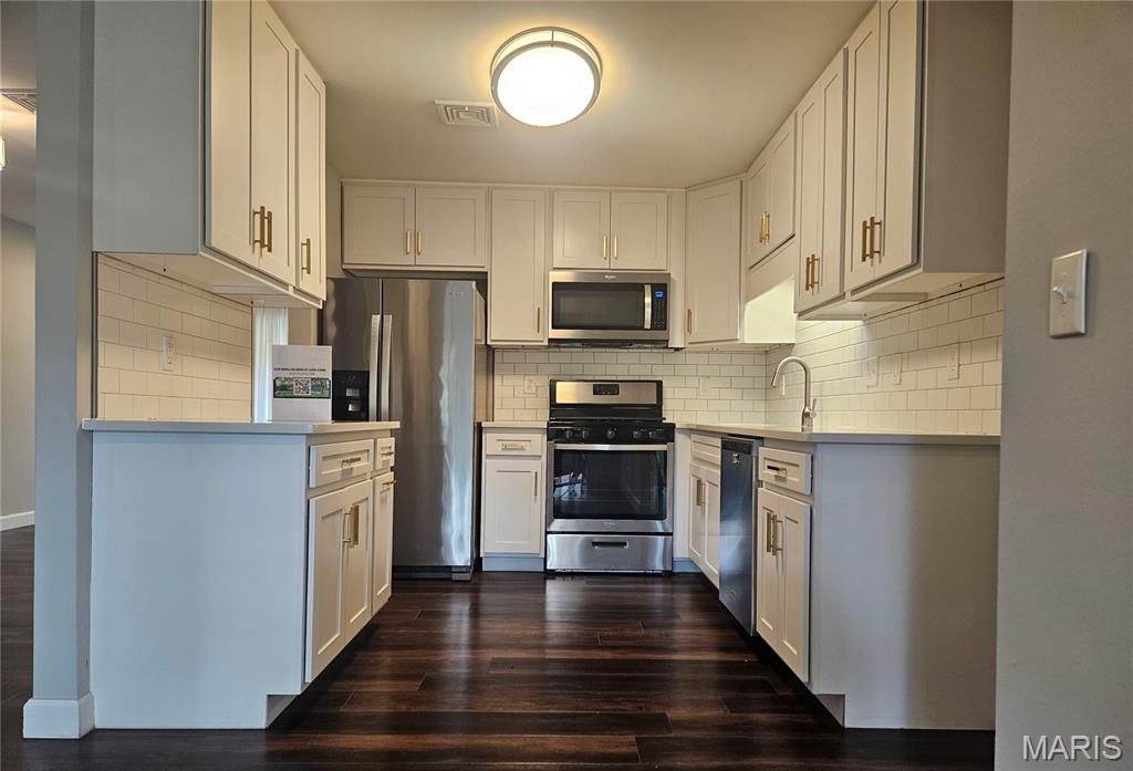 Robinwood West 9 - Residential Lease