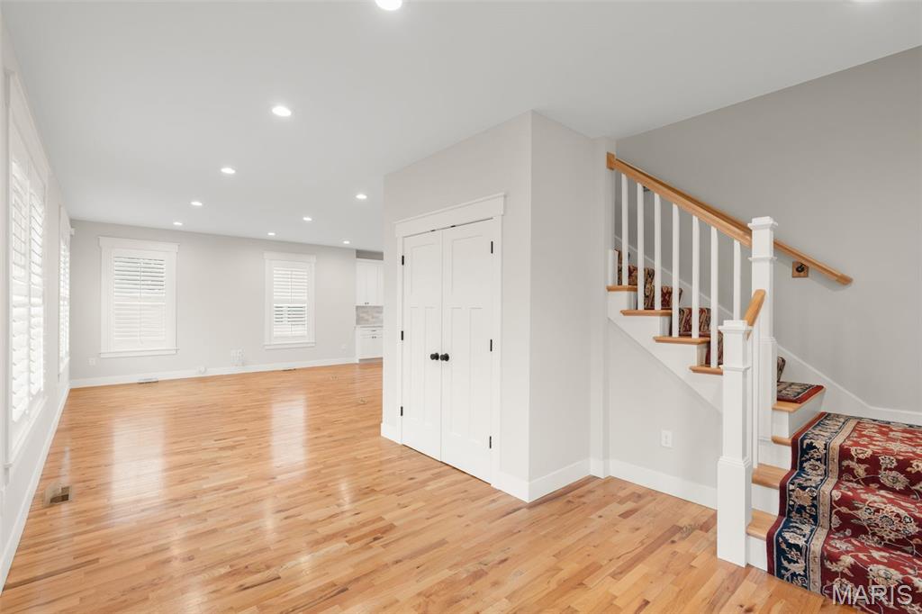 Floria Place - Residential