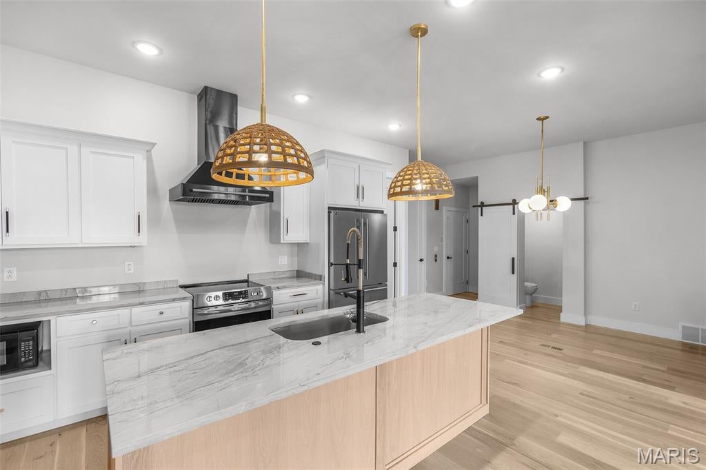 Riverview Court - Residential