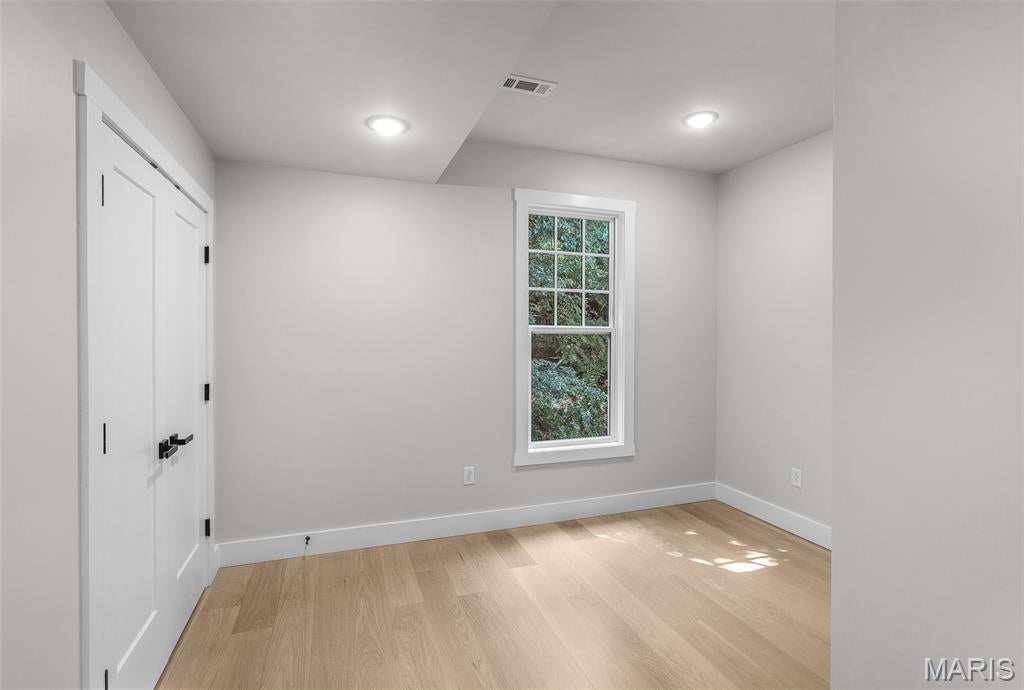 Riverview Court - Residential