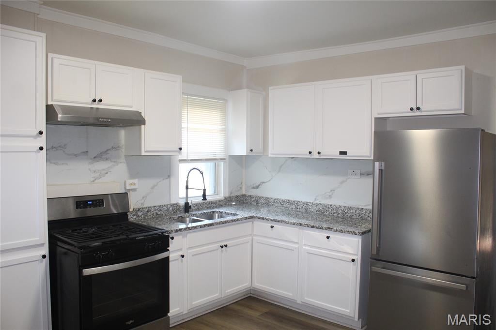 West Lawn - Residential