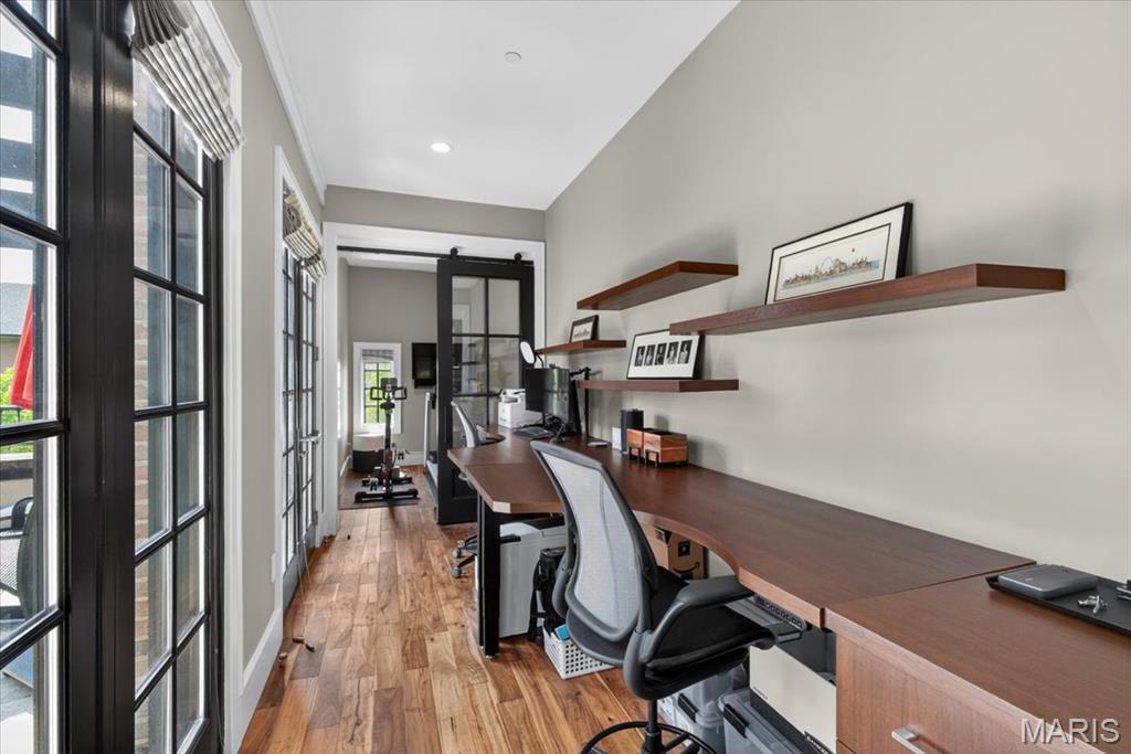 31 Brighton Way Condo - Residential