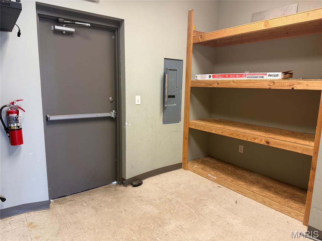 Town/Wright City - Commercial Lease