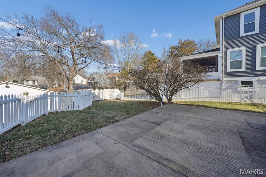 Tuxedo Park - Residential