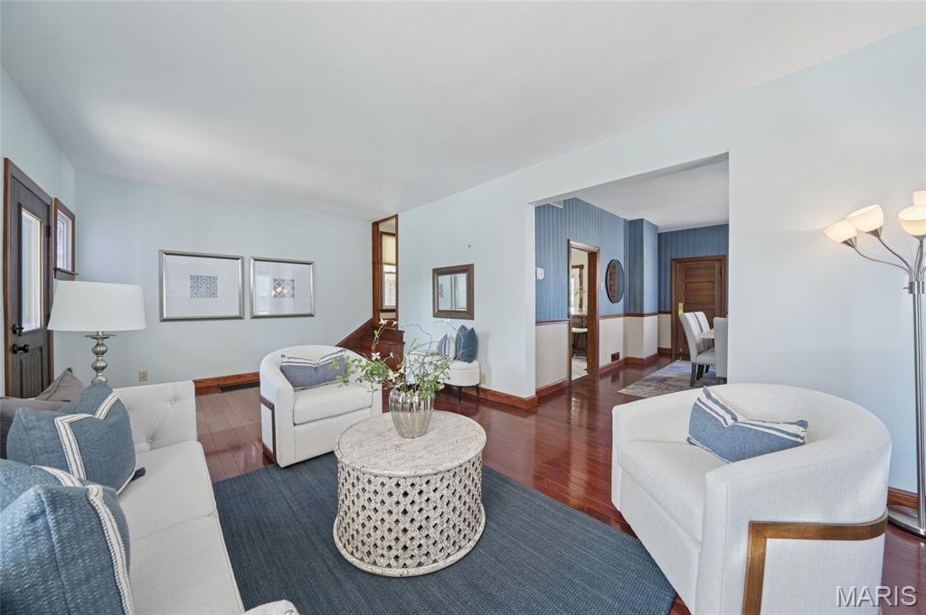 Tuxedo Park - Residential