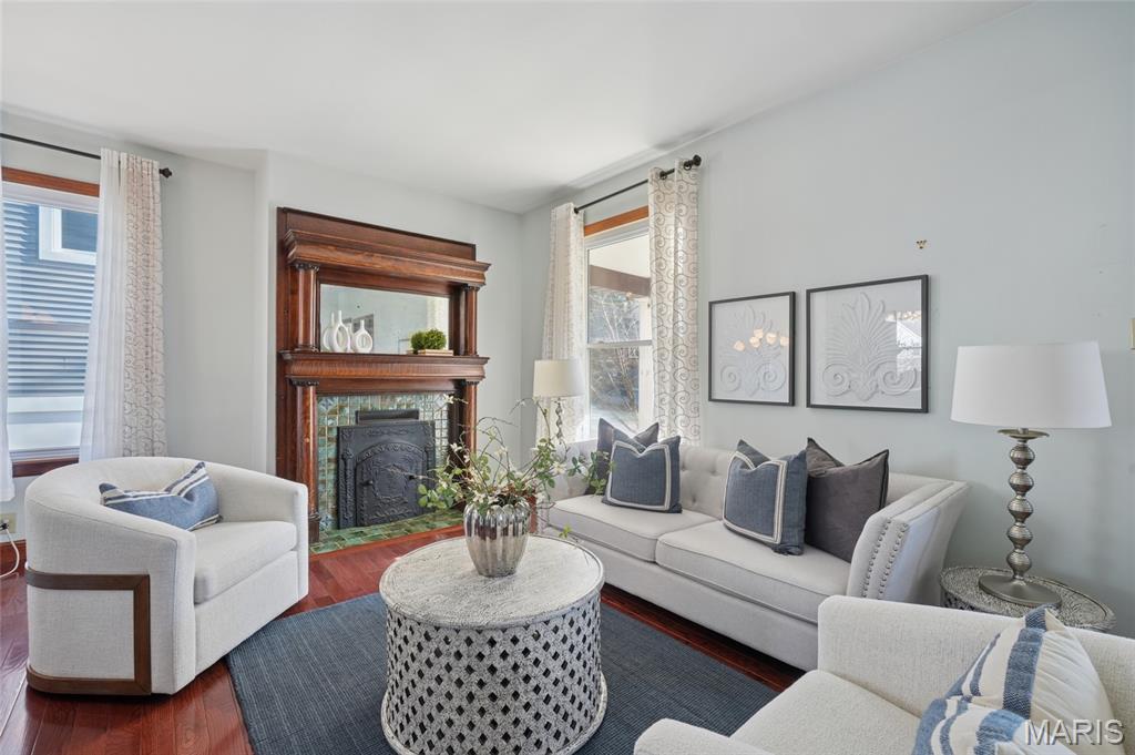 Tuxedo Park - Residential