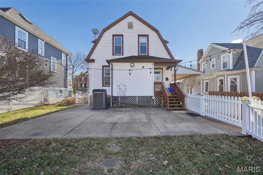 Tuxedo Park - Residential
