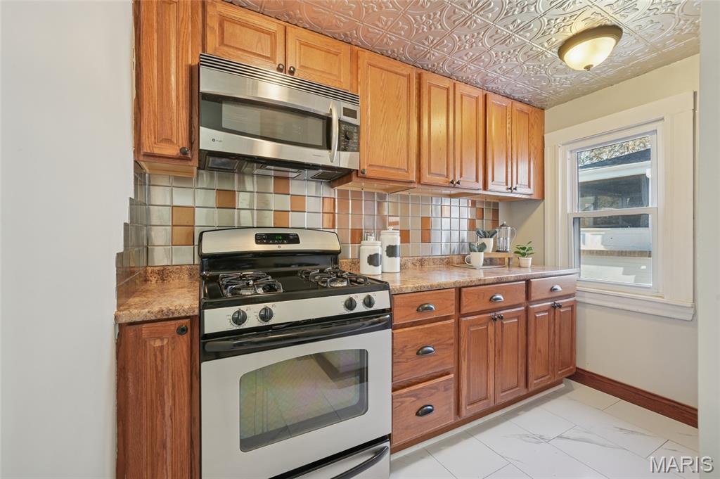 Tuxedo Park - Residential