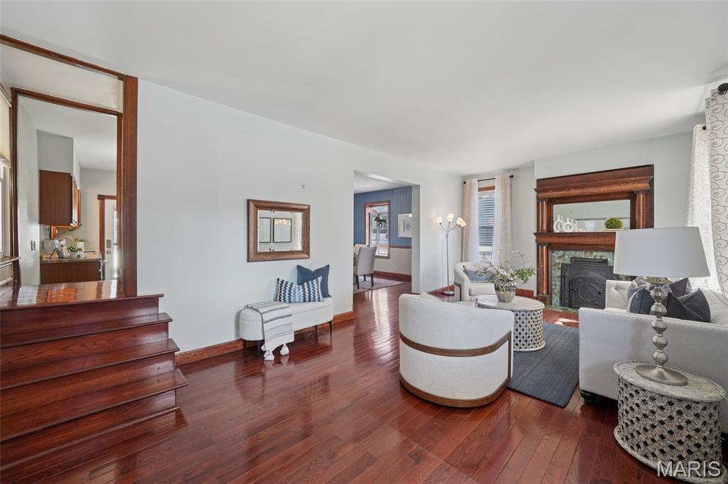 Tuxedo Park - Residential