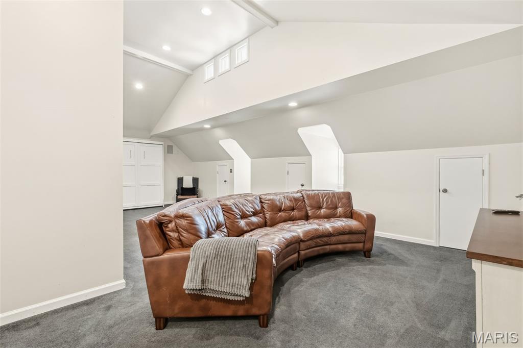 City/St Charles - Residential