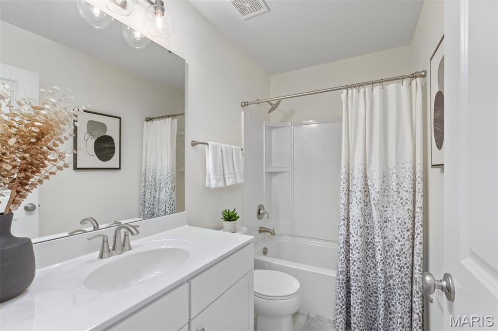 River Bluffs Manors - Residential