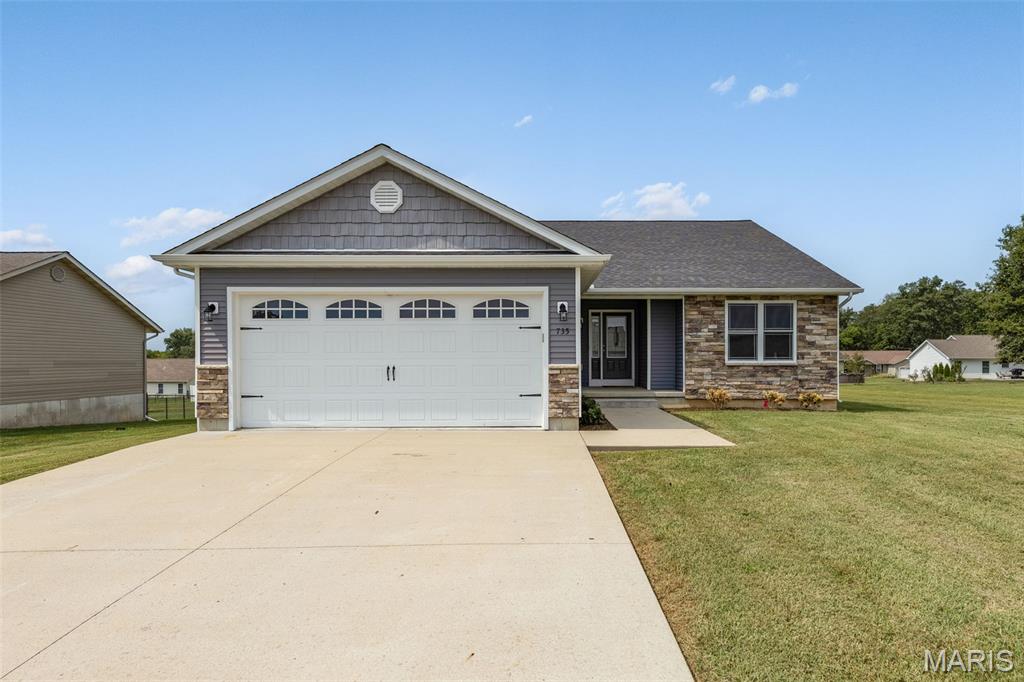 Welcome to this beautifully updated 3-bedroom, 2-bathroom home in a great location and desirable neighborhood! Thoughtfully updated throughout, this move-in-ready property offers modern finishes, comfortable living spaces, and plenty of potential for the future.

The inviting main level features three spacious bedrooms and two full bathrooms. The primary suite offers a relaxing retreat with a private bathroom complete with a double-sink vanity, stand-up shower, and luxurious soaking tub. The updated kitchen is sure to impress with beautiful quartz countertops and a fresh, modern feel, making it both stylish and functional for everyday living and entertaining.

The fully unfinished basement provides an excellent opportunity for future expansion, recreation space, a home gym, workshop, additional storage, or whatever best suits your needs. With a blank canvas and plenty of potential, the basement offers an exciting opportunity to customize and add value over time.

Located in a fantastic neighborhood, this home provides convenient access to shopping, dining, schools, parks, and major roadways. Whether you're a first-time buyer, growing household, or simply looking for a beautifully updated home with room to make it your own, this property is ready to impress. Schedule your showing today!