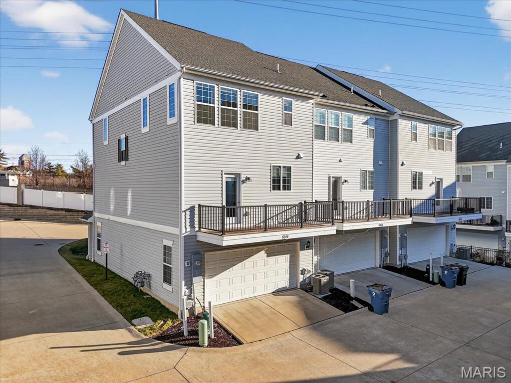 Central Park Townes Amd - Residential Lease