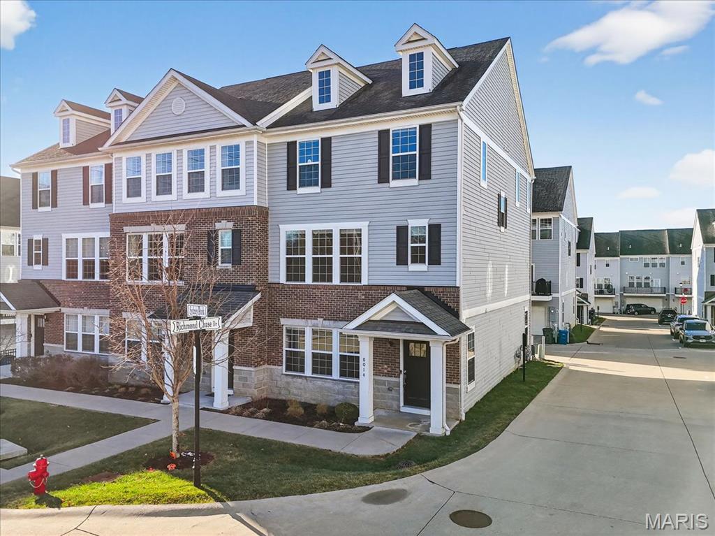 Central Park Townes Amd - Residential Lease