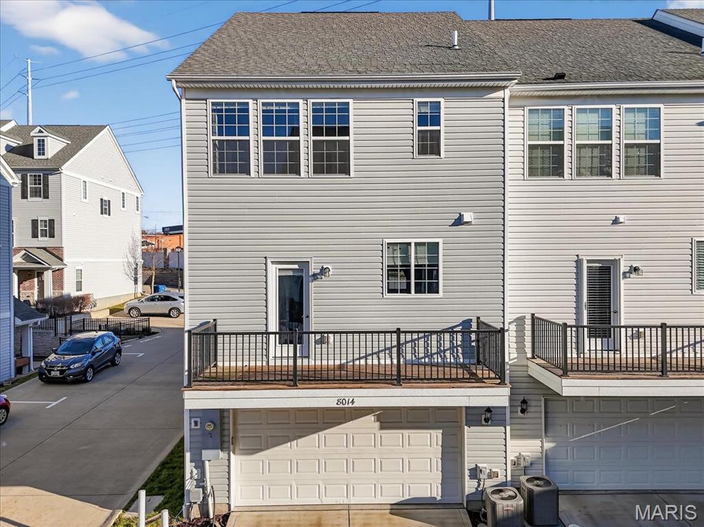 Central Park Townes Amd - Residential Lease