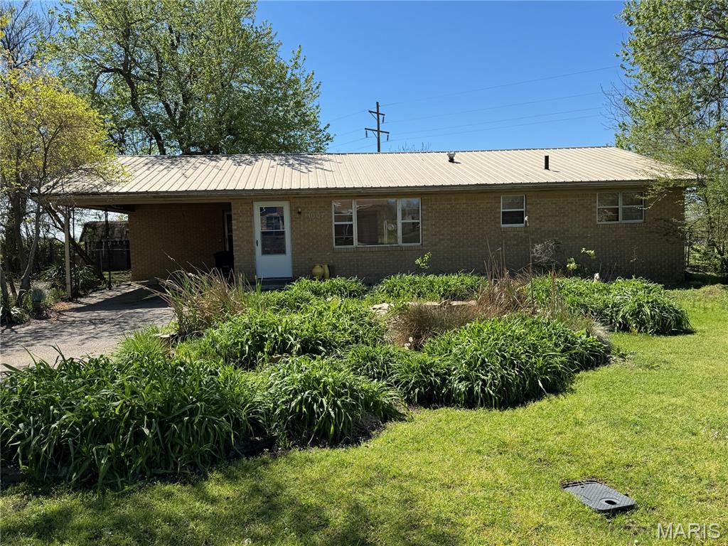 This 3 bedroom- 1 bath home sitting on .52 acres needs someone who is to give it the TLC it needs, is located on the county side of the road so it's city living with a county rules. The backyard is completely fenced in and ready for your little ones or pets. Part of the home has the original hardwood floors that just need buffed and polished. All appliances stay with the home.