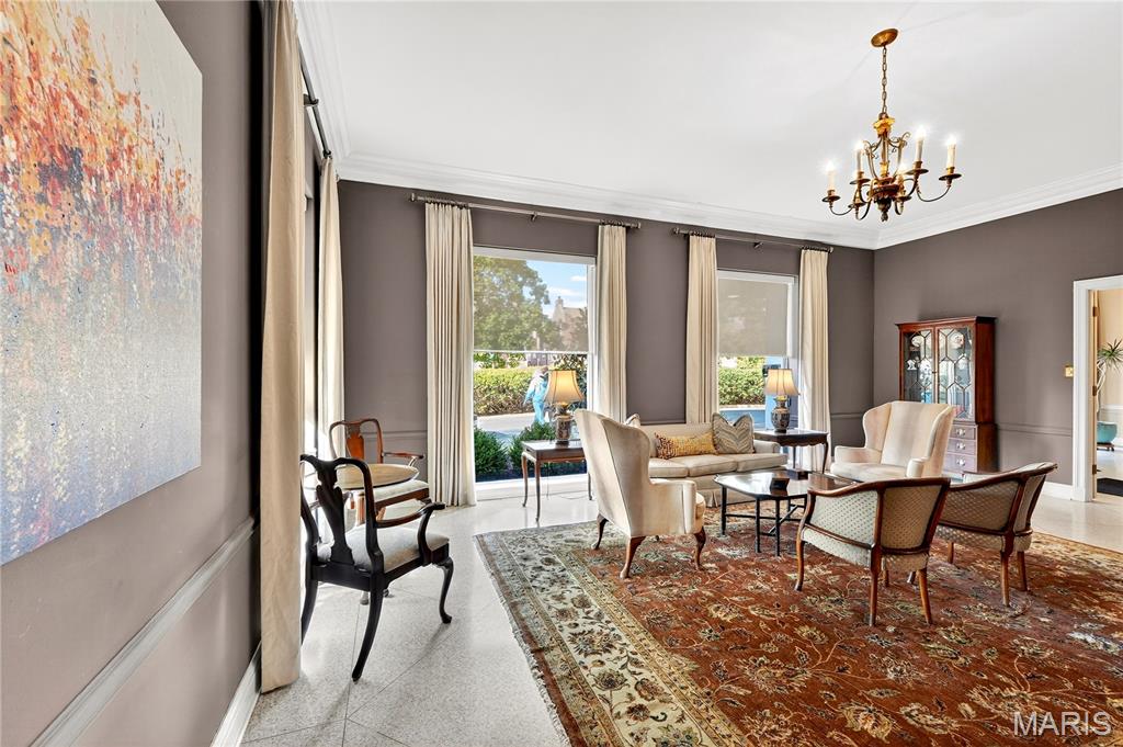 Hanley Towers Apts Condo - Residential
