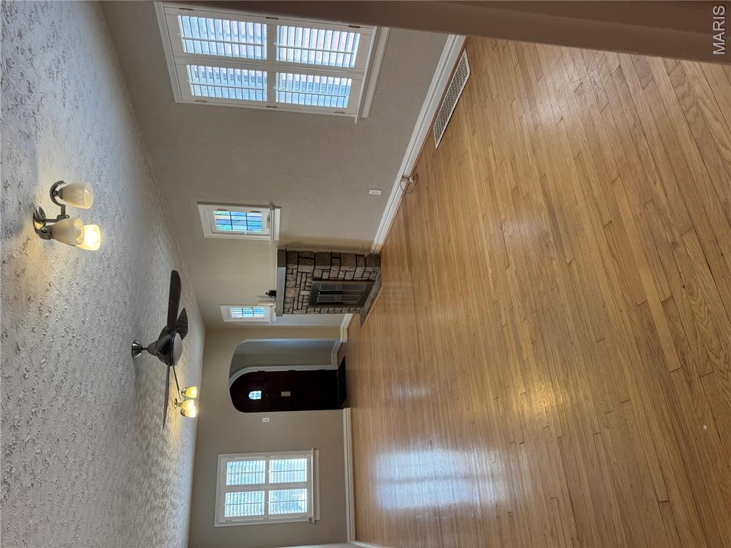 Laughlins Add To Sycamore Hills Re - Residential