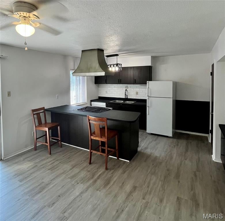 Granada Condo - Residential