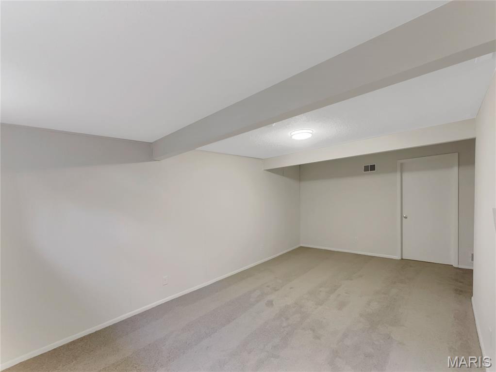 McKelvey Manor Condo - Residential