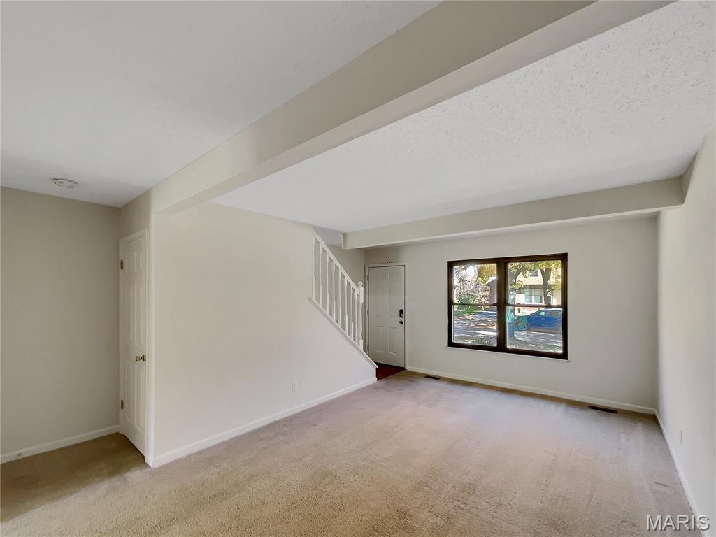 McKelvey Manor Condo - Residential