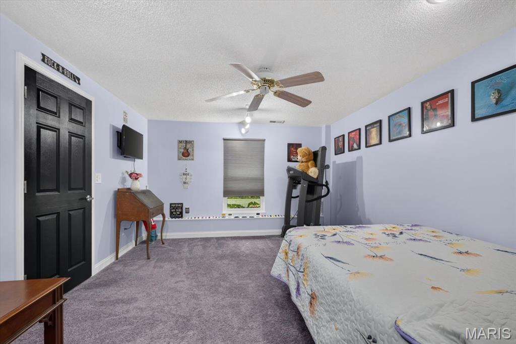 Oaks 01 - Residential