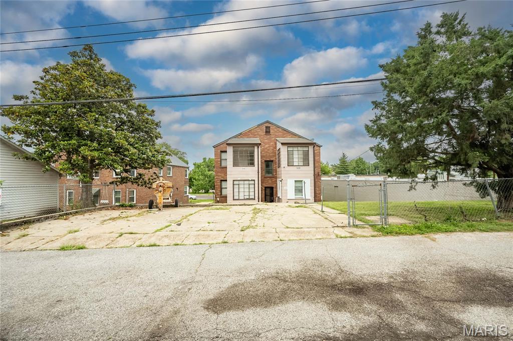 Muellers Place Add - Residential Income