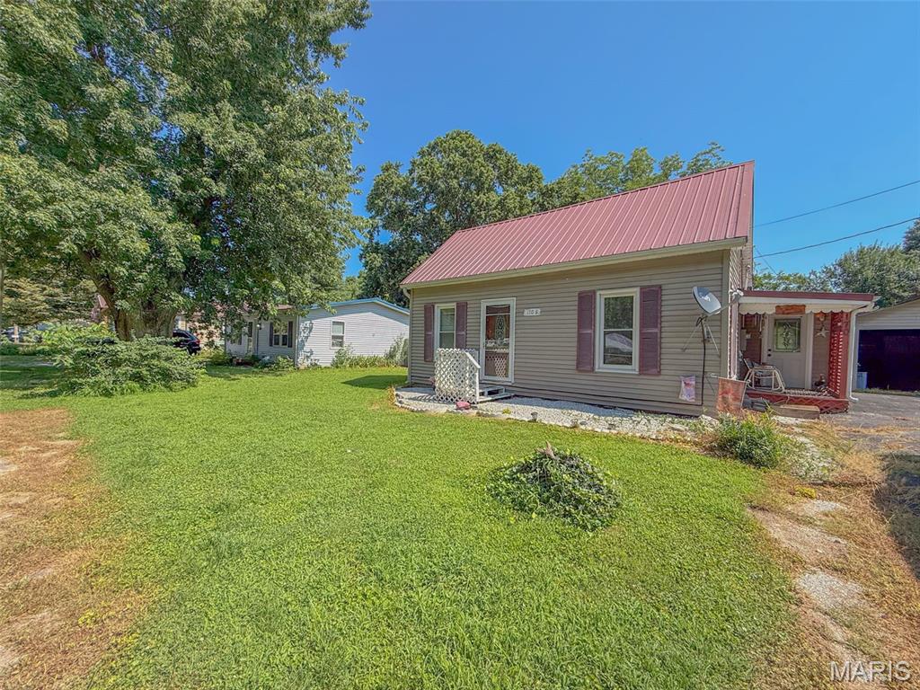 This charming 2-bedroom, 1-bath home offers 1,329 square feet of comfortable living space and sits on a corner lot with the added bonus of an extra lot. Whether you're looking for your first home, downsizing, or adding to your investment portfolio, this property has plenty to offer. Inside, you'll find a cozy living room, a functional floor plan, and two comfortable bedrooms. The kitchen comes complete with all appliances conveying, making moving in even easier. Outside, enjoy the extra yard space, a greenhouse for gardening enthusiasts, and additional room for outdoor activities or future possibilities. The extra lot provides added flexibility and value, while the corner location offers convenient access and great curb appeal.