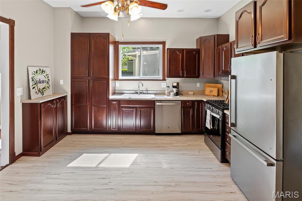 Terry & Coles Add - Residential Lease