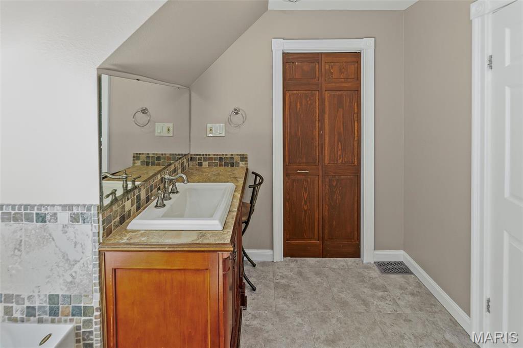 Terry & Coles Add - Residential Lease