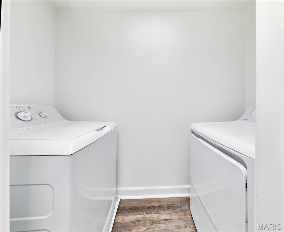 Pershing Ave Condo - Residential
